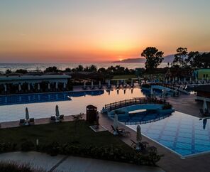 Korumar Ephesus  Beach & Spa Resort