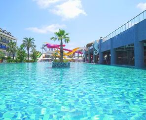 Dream World Palace