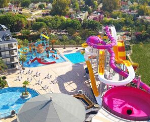 Dream World Palace