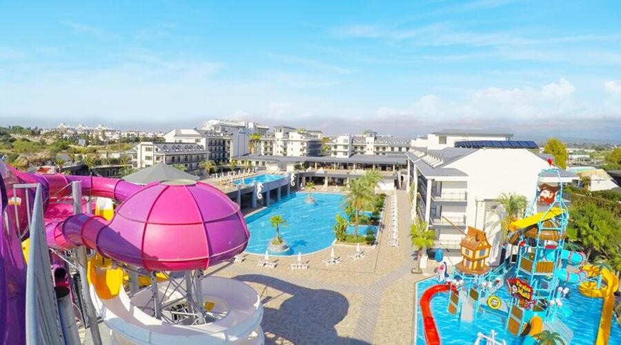 Dream World Palace