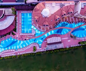 Kirman Belazur Resort & Spa