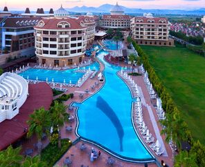 Kirman Belazur Resort & Spa