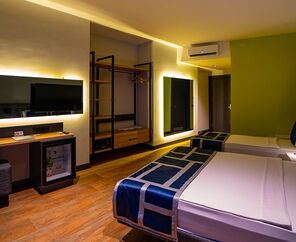 Noxinn Deluxe Hotel
