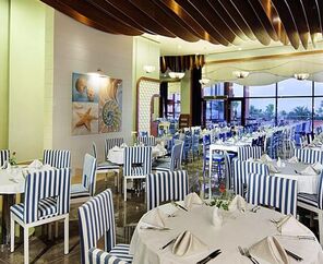 Club Grand Side