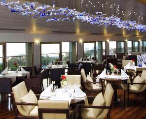 Club Grand Side