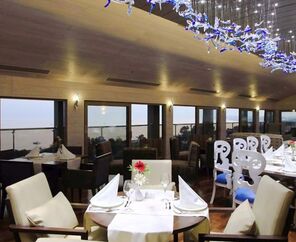Club Grand Side