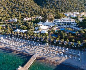 Latanya Park Resort