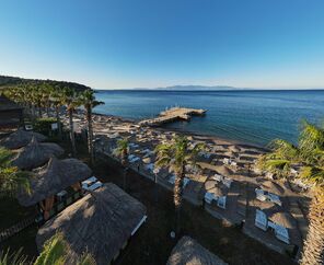 Latanya Park Resort