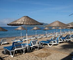 Latanya Park Resort