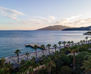Latanya Park Resort