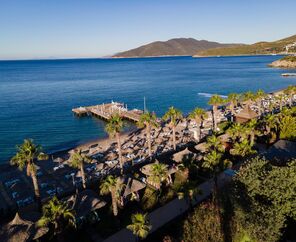 Latanya Park Resort