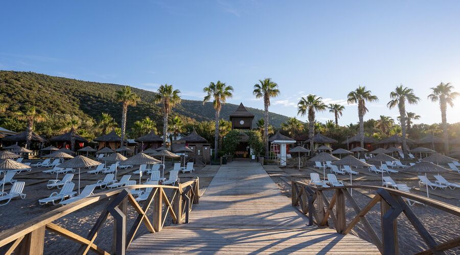 Latanya Park Resort