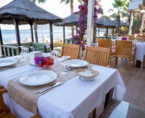 Latanya Park Resort