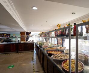 Latanya Park Resort