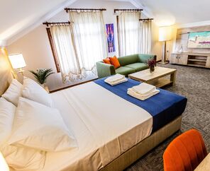 Club Marma Hotel