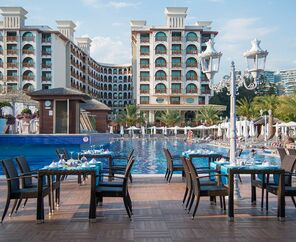 Quattro Beach Spa & Resort Otel