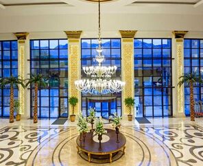 Amara Luxury Resort& Villas