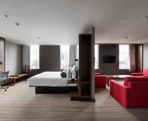 Sky Loft Hotel by Rixwell Kyiv