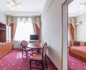 Hotel Ukraine