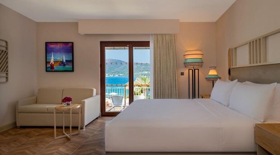 DoubleTree By Hilton Bodrum Işıl Club Resort