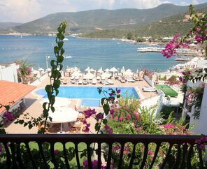 Mi Casa Beach Hotel