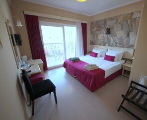 Mi Casa Beach Hotel
