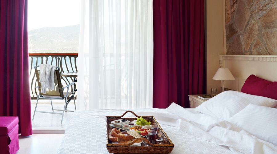 Mi Casa Beach Hotel