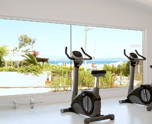 Mi Casa Beach Hotel