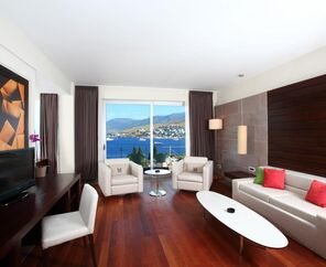 No81 Hotel