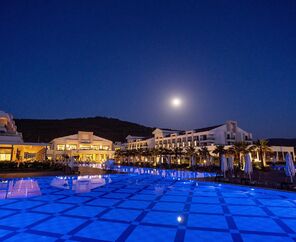 Korumar Ephesus  Beach & Spa Resort