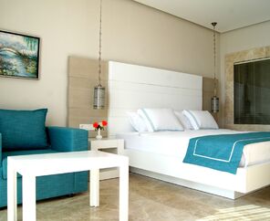 Lugga Boutique Hotel & Beach