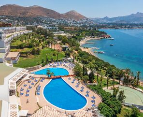 Yasmin Bodrum Resort