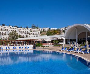 Yasmin Bodrum Resort