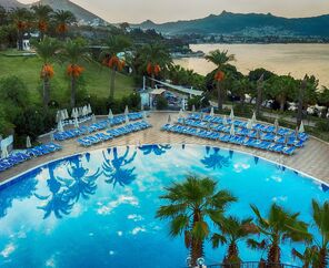 Yasmin Bodrum Resort