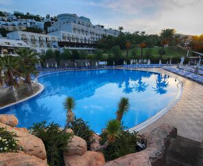 Yasmin Bodrum Resort