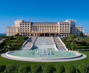 Titanic Mardan Palace