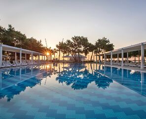 Rixos Sungate