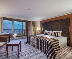 Rixos Sungate