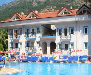 Akdeniz Beach Otel