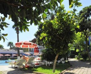 Akdeniz Beach Otel