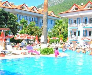 Akdeniz Beach Otel