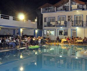 Akdeniz Beach Otel