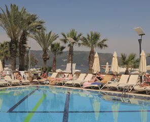 Cettia Beach Resort