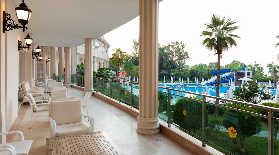 Bella Resort & Spa