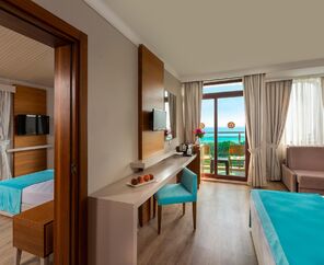 Bella Resort & Spa
